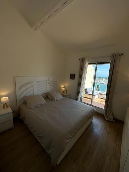 L'Atelier Marin Sur Le Port Des Marines Appartement Cogolin Buitenkant foto